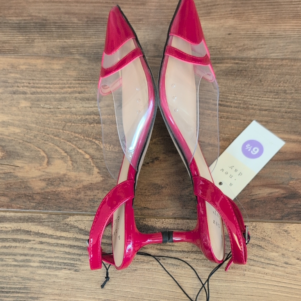 A New Day Women's Red Eleanor Pointed Toe Flats Slingback Heels NWT - Picture 4 of 5